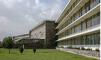 住宿舍，仿佛還在校園